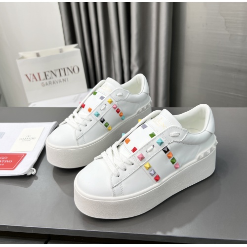 Valentino Casual Shoes For Women #1123362