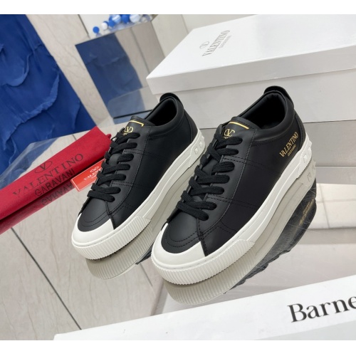 Valentino Casual Shoes For Men #1124123