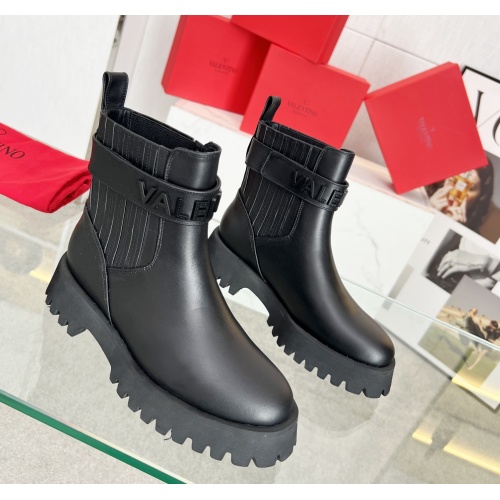 Valentino Boots For Women #1124514