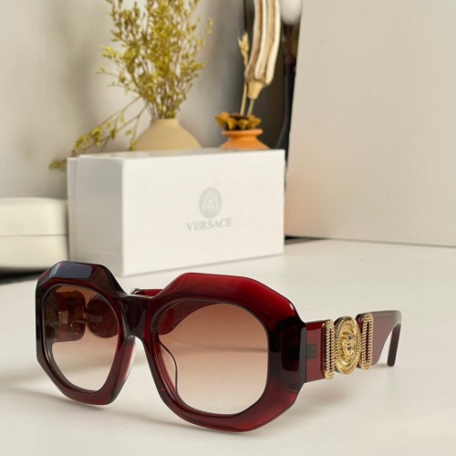 Versace AAA Quality Sunglasses #1125197
