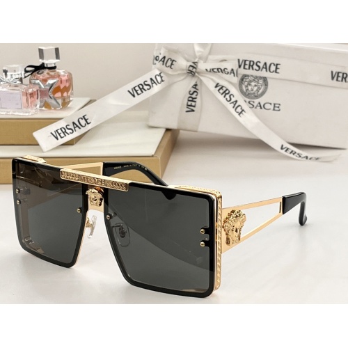 Versace AAA Quality Sunglasses #1125221