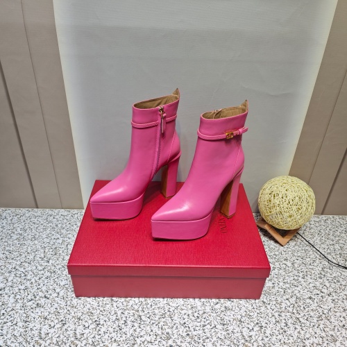 Valentino Boots For Women #1125248