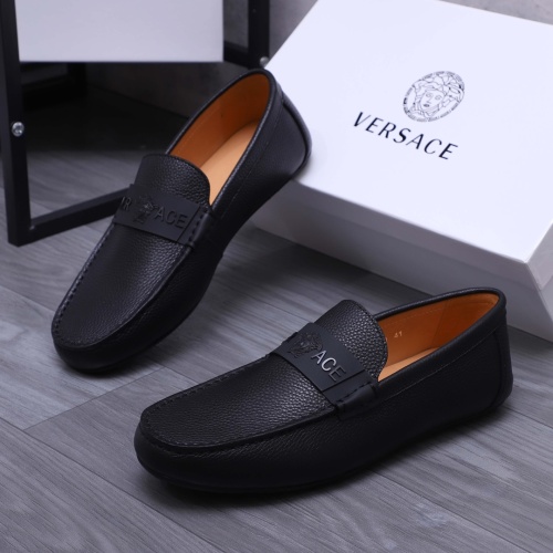 Versace Leather Shoes For Men #1125565