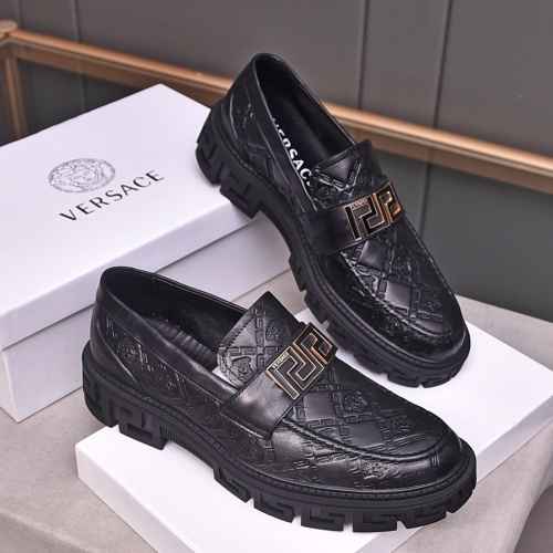 Versace Leather Shoes For Men #1125604