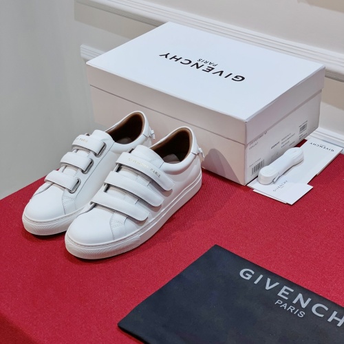 Givenchy Casual Shoes For Men #1125908