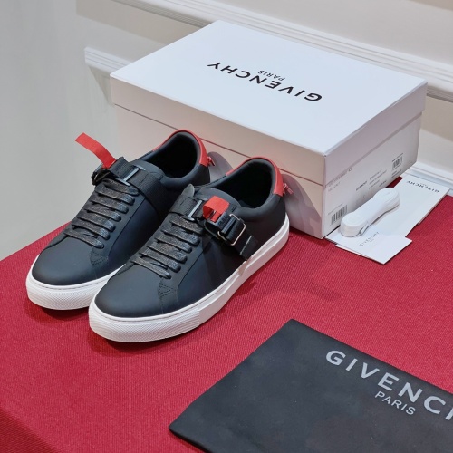 Givenchy Casual Shoes For Men #1125920