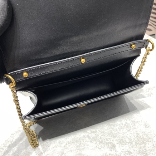 Replica Dolce & Gabbana D&G AAA Quality Messenger Bags For Women #1126739 $115.00 USD for Wholesale