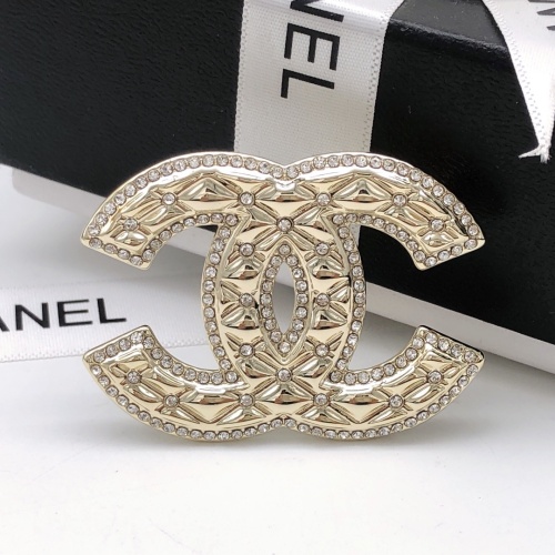 Chanel Brooches For Women #1128336