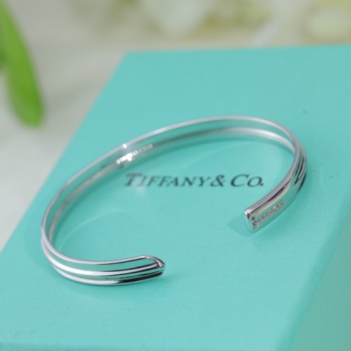 Tiffany Bracelets #1128857