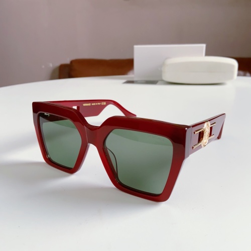 Versace AAA Quality Sunglasses #1130248