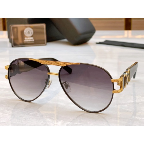 Versace AAA Quality Sunglasses #1130255