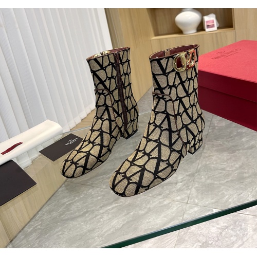 Valentino Boots For Women #1131466