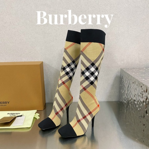 Burberry Boots For Women #1132140