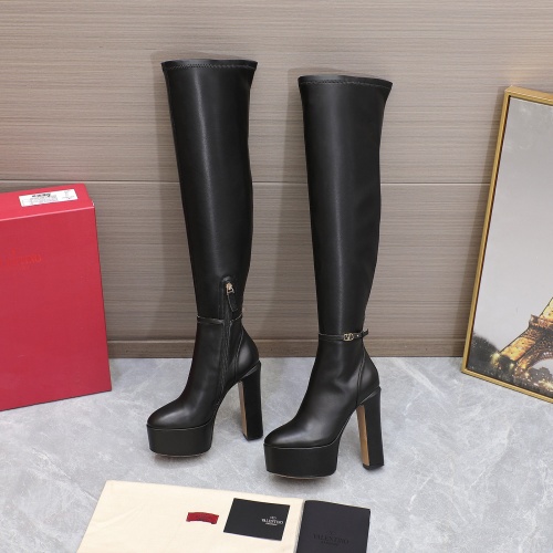 Valentino Boots For Women #1132177
