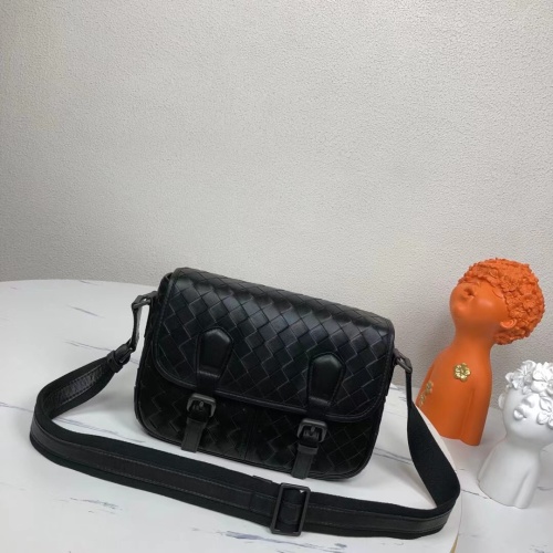 Replica Bottega Veneta AAA Man Messenger Bags #1132632 $182.00 USD for Wholesale