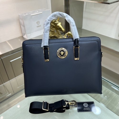 Versace AAA Man Handbags #1132729