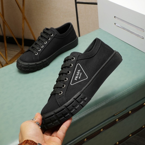 Prada Casual Shoes For Men #1133602