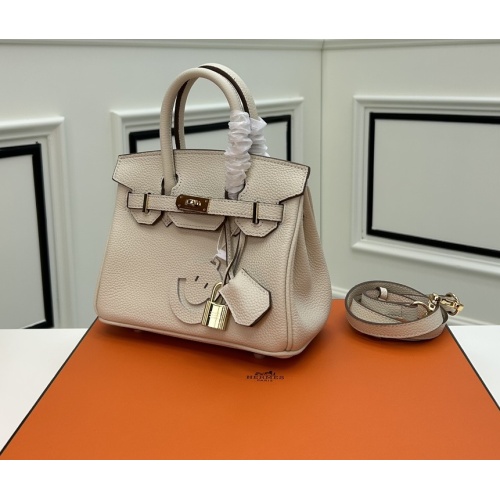 Hermes AAA Quality Handbags For Women #1133612