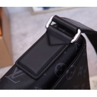 $115.00 USD Louis Vuitton AAA Man Messenger Bags #1121782