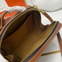 $80.00 USD Celine AAA Quality Messenger Bags For Women #1122062