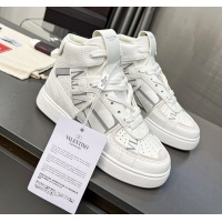 $118.00 USD Valentino High Tops Shoes For Men #1126254