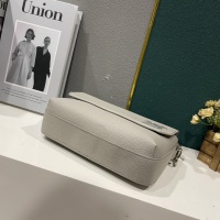 $72.00 USD Louis Vuitton AAA Man Messenger Bags #1132315