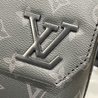 $72.00 USD Louis Vuitton AAA Man Messenger Bags #1132320