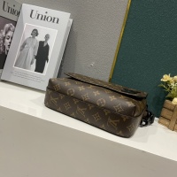 $72.00 USD Louis Vuitton AAA Man Messenger Bags #1132321