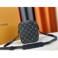 $60.00 USD Louis Vuitton AAA Man Messenger Bags #1132501