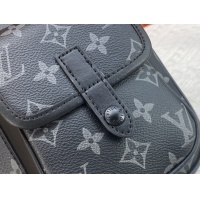 $60.00 USD Louis Vuitton AAA Man Messenger Bags #1132501