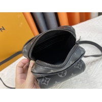 $60.00 USD Louis Vuitton AAA Man Messenger Bags #1132501