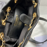 $88.00 USD Chanel AAA Quality Messenger Bags For Women #1132946