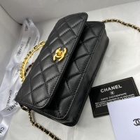 $88.00 USD Chanel AAA Quality Messenger Bags For Women #1132952