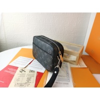 $52.00 USD Louis Vuitton AAA Man Wallets #1133013