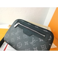 $52.00 USD Louis Vuitton AAA Man Wallets #1133013