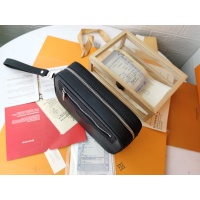 $52.00 USD Louis Vuitton AAA Man Wallets #1133014
