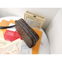 $48.00 USD Louis Vuitton AAA Man Wallets #1133025