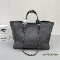 $88.00 USD Chanel AAA Quality Handbags For Women #1133555