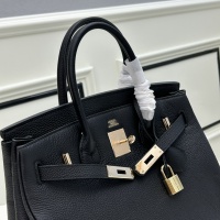 $102.00 USD Hermes AAA Quality Handbags For Women #1133626