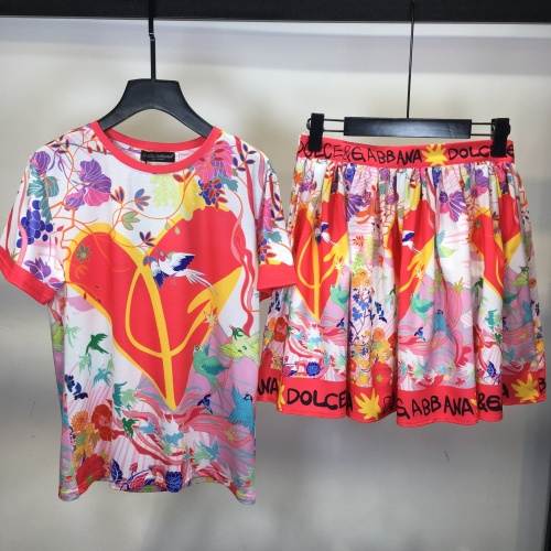 Dolce & Gabbana D&G Tracksuits Short Sleeved For Women #1133915