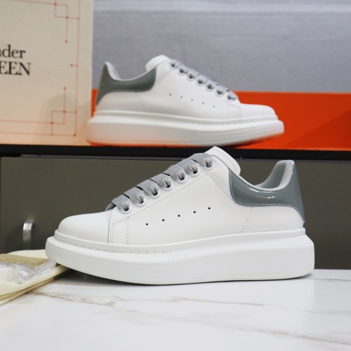 Alexander McQueen Casual Shoes For Women #1133997