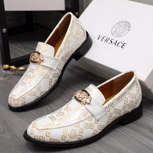 Versace Leather Shoes For Men #1134031
