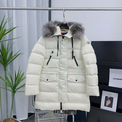Moncler Down Feather Coat Long Sleeved For Women #1134189