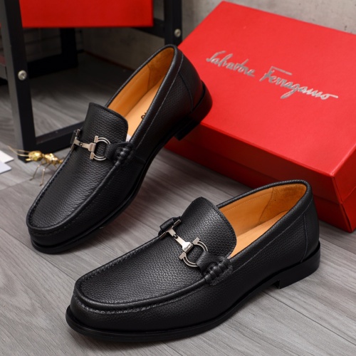 Salvatore Ferragamo Leather Shoes For Men #1134255