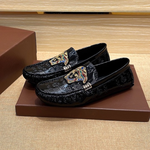 Versace Leather Shoes For Men #1134904