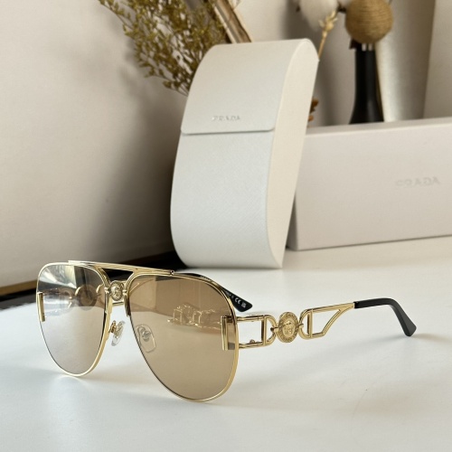 Versace AAA Quality Sunglasses #1135659