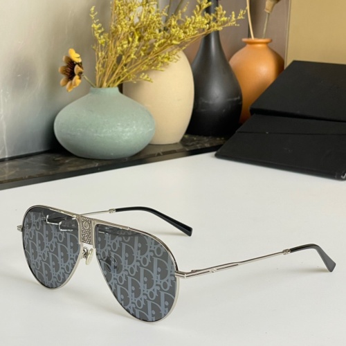 Christian Dior AAA Quality Sunglasses #1136103