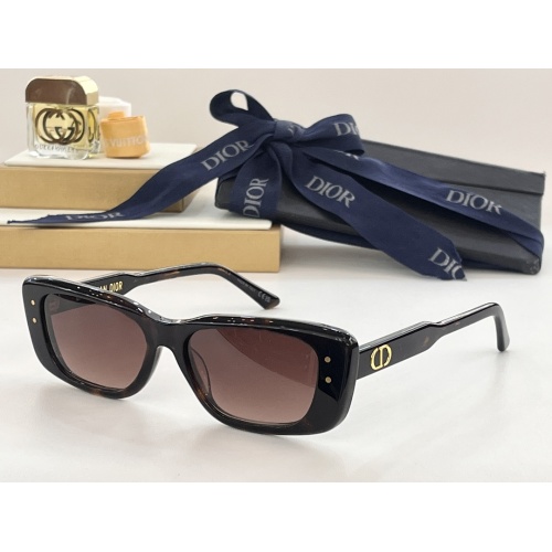 Christian Dior AAA Quality Sunglasses #1136143