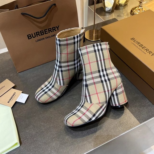 Burberry Boots For Women #1136454
