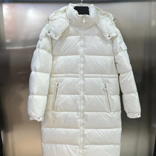 Moncler Down Feather Coat Long Sleeved For Women #1136915